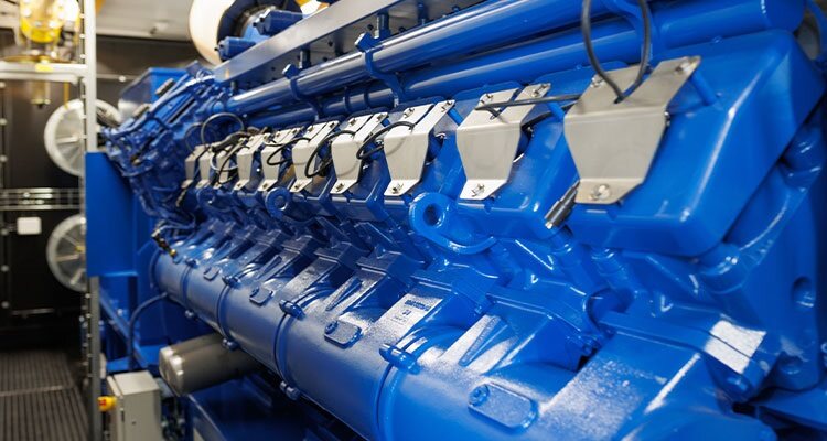 Large internal combustion engine